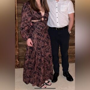 Dissh 100% linen cut out dress